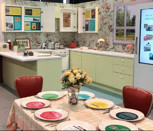 Foodtsuffs 100 Centennial Expo